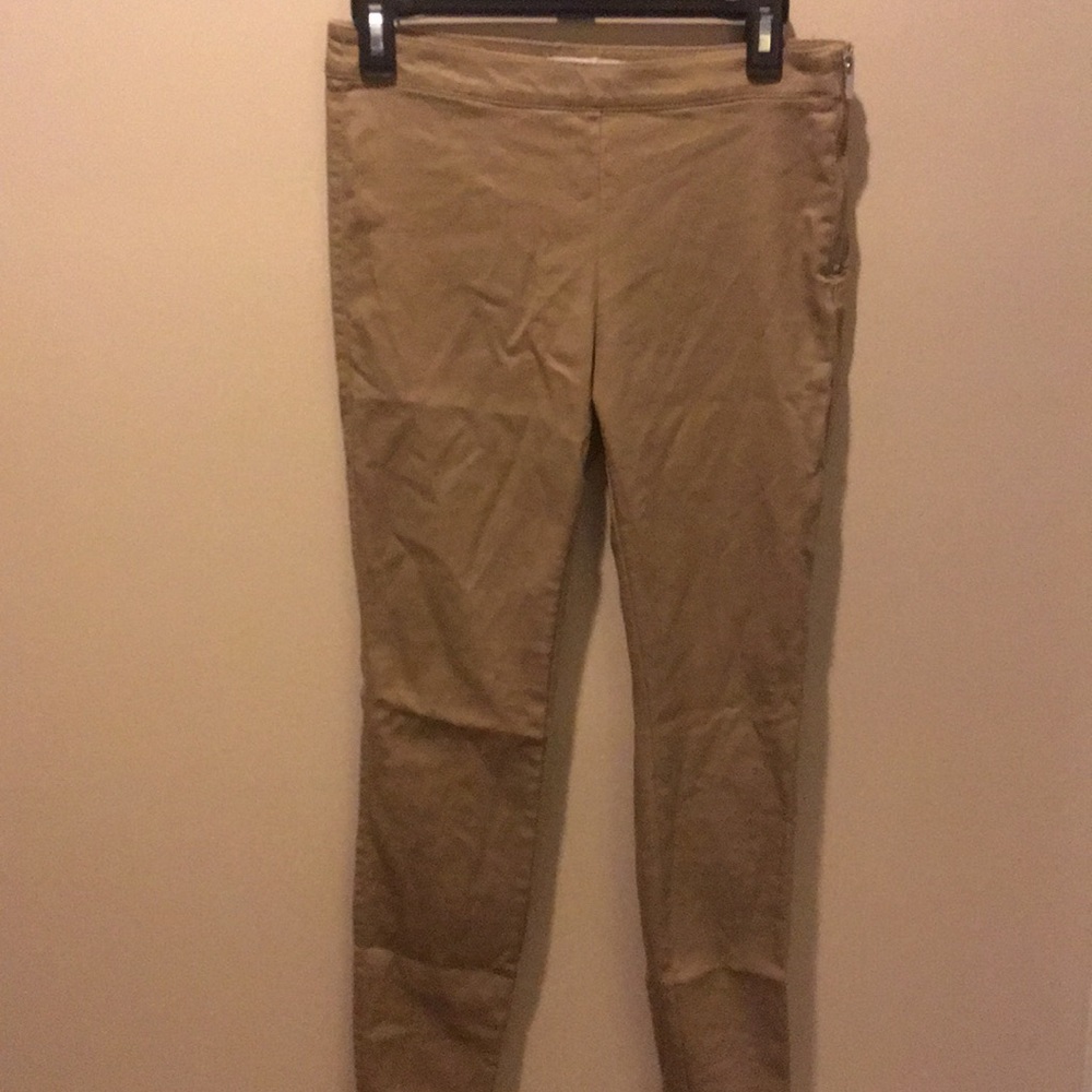 Khaki pant with side zipper